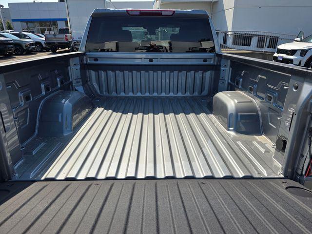 2025 Chevrolet Silverado 1500 4WD Crew Cab Short Bed Custom