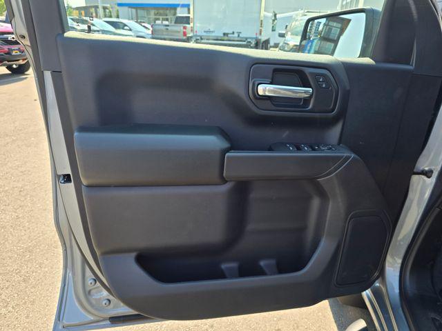 2025 Chevrolet Silverado 1500 4WD Crew Cab Short Bed Custom
