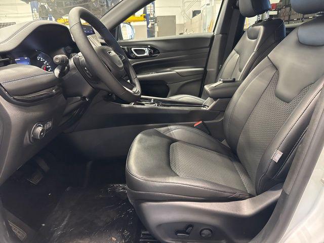 2025 Jeep Compass Latitude 4x4