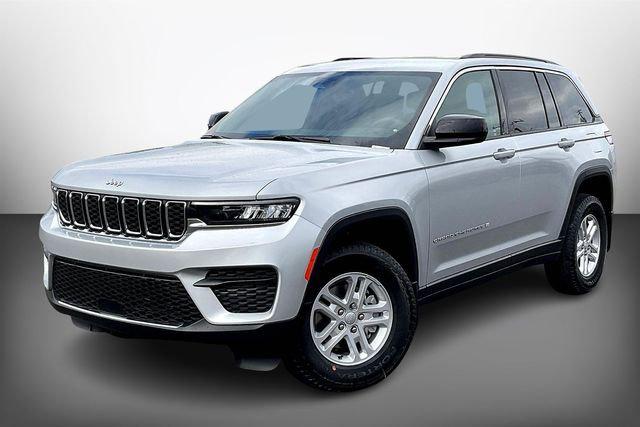 2025 Jeep Grand Cherokee GRAND CHEROKEE LAREDO 4X4