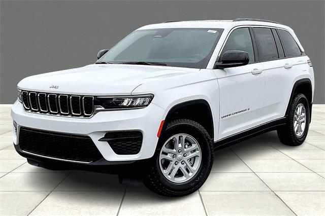 2025 Jeep Grand Cherokee GRAND CHEROKEE LAREDO 4X4
