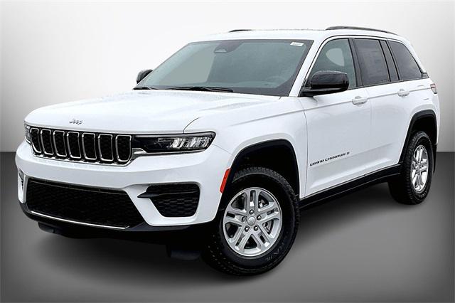 2025 Jeep Grand Cherokee GRAND CHEROKEE LAREDO 4X4