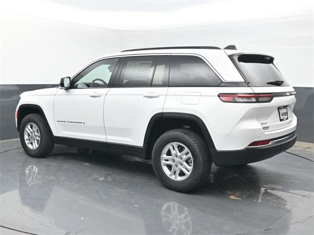 2025 Jeep Grand Cherokee GRAND CHEROKEE LAREDO 4X4