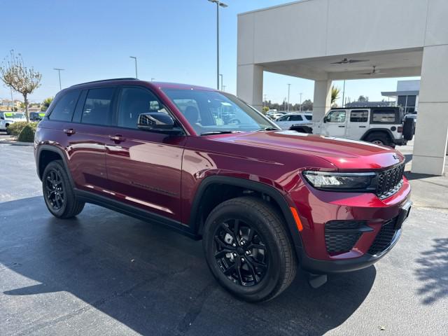 2025 Jeep Grand Cherokee GRAND CHEROKEE ALTITUDE 4X4 2025 Jeep Grand Cherokee GRAND CHEROKEE ALTITUDE 4X4