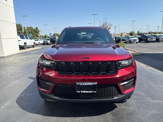 2025 Jeep Grand Cherokee GRAND CHEROKEE ALTITUDE 4X4 2025 Jeep Grand Cherokee GRAND CHEROKEE ALTITUDE 4X4