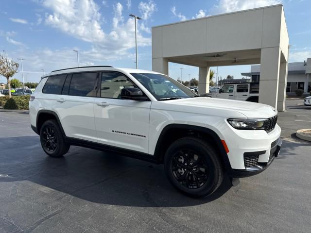 2025 Jeep Grand Cherokee GRAND CHEROKEE L ALTITUDE 4X4 2025 Jeep Grand Cherokee GRAND CHEROKEE L ALTITUDE 4X4