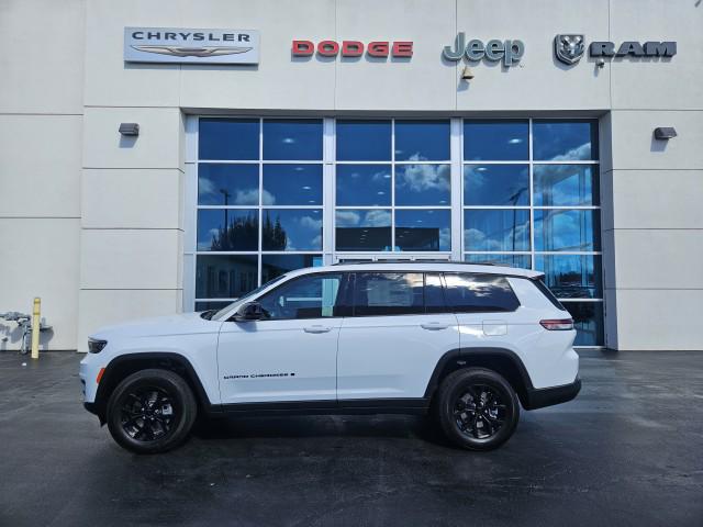 2025 Jeep Grand Cherokee GRAND CHEROKEE L ALTITUDE 4X4