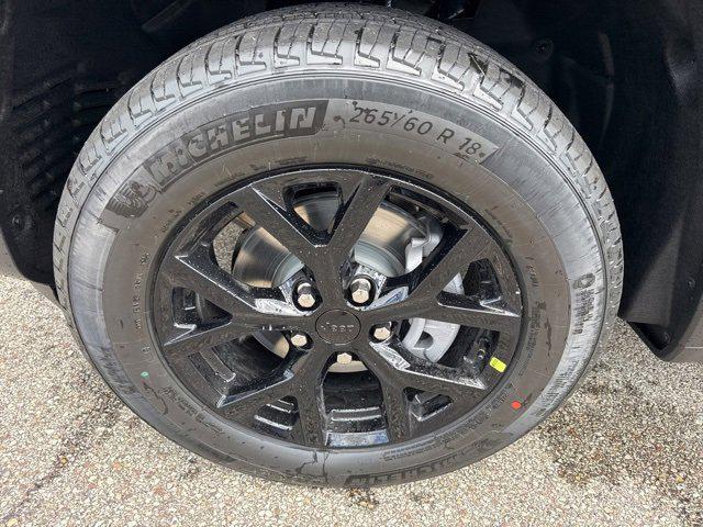2025 Jeep Grand Cherokee GRAND CHEROKEE ALTITUDE 4X4