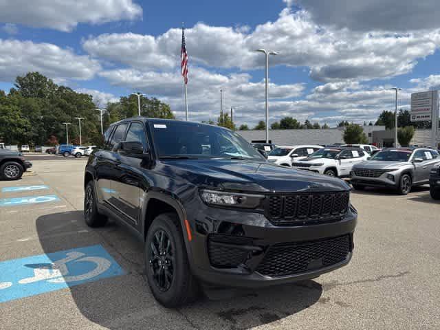 2025 Jeep Grand Cherokee Altitude 4x4