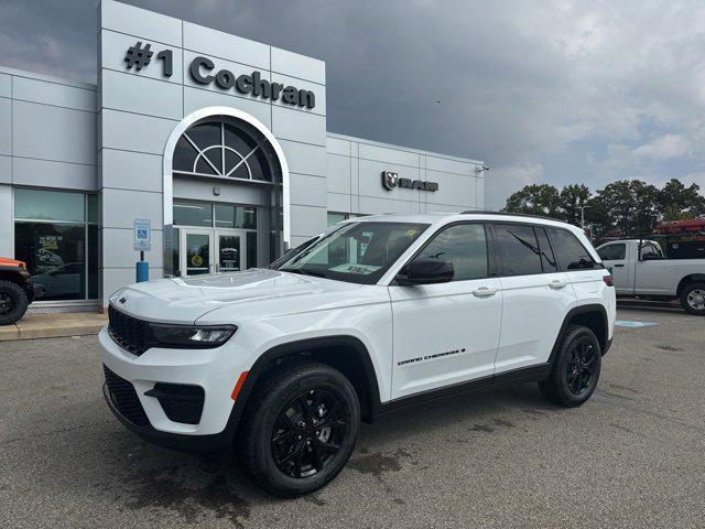 2025 Jeep Grand Cherokee GRAND CHEROKEE ALTITUDE 4X4