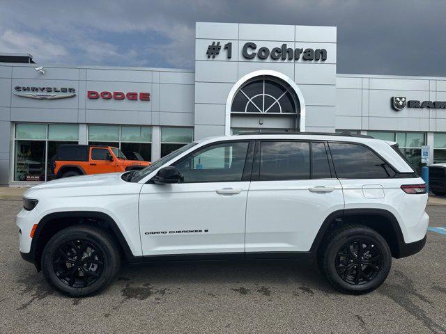 2025 Jeep Grand Cherokee GRAND CHEROKEE ALTITUDE 4X4