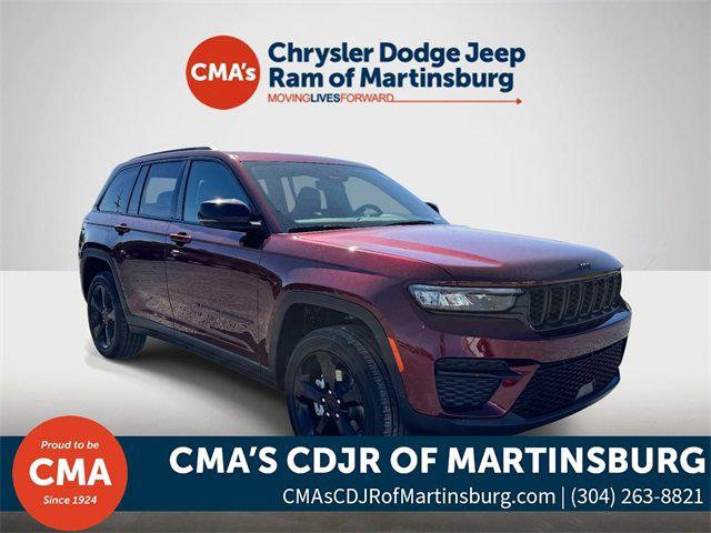 2025 Jeep Grand Cherokee GRAND CHEROKEE ALTITUDE 4X4