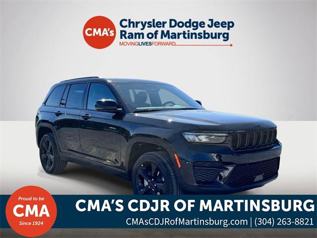 2025 Jeep Grand Cherokee GRAND CHEROKEE ALTITUDE 4X4