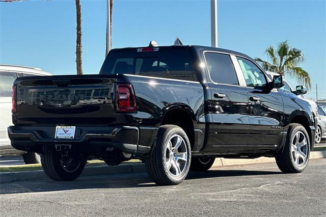 2025 RAM Ram 1500 RAM 1500 TRADESMAN CREW CAB 4X2 57 BOX