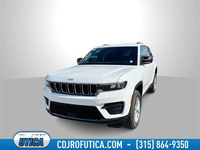 2025 Jeep Grand Cherokee GRAND CHEROKEE LAREDO X 4X4