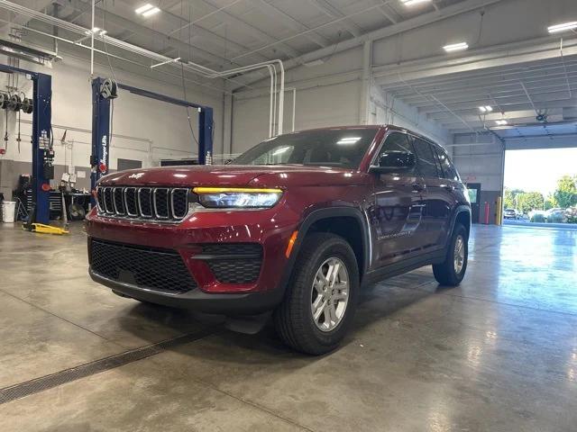 2025 Jeep Grand Cherokee GRAND CHEROKEE LAREDO 4X4 2025 Jeep Grand Cherokee GRAND CHEROKEE LAREDO 4X4