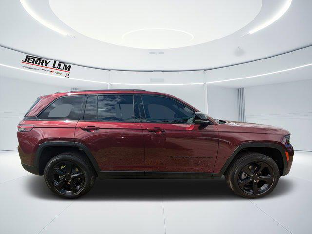 2025 Jeep Grand Cherokee GRAND CHEROKEE ALTITUDE 4X2 2025 Jeep Grand Cherokee GRAND CHEROKEE ALTITUDE 4X2
