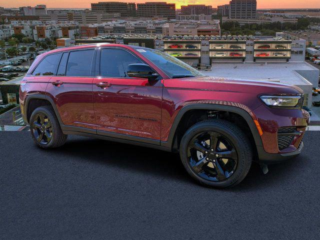 2025 Jeep Grand Cherokee GRAND CHEROKEE ALTITUDE 4X2