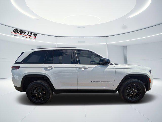 2025 Jeep Grand Cherokee GRAND CHEROKEE ALTITUDE 4X4 2025 Jeep Grand Cherokee GRAND CHEROKEE ALTITUDE 4X4