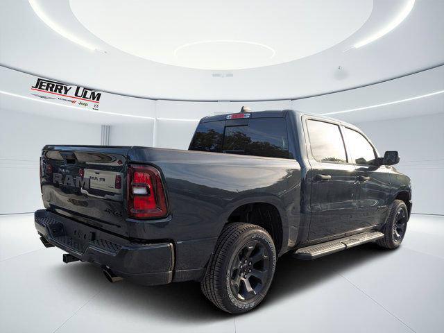 2026 RAM 1500 RAM 1500 EXPRESS CREW CAB 4X4 57 BOX