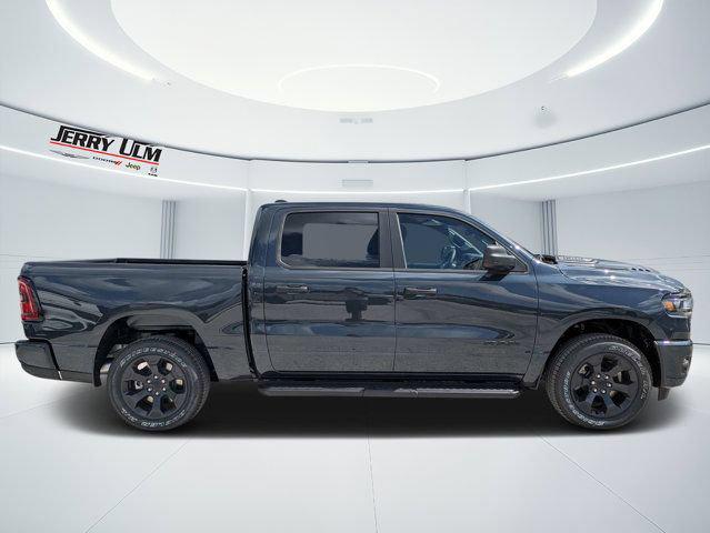 2026 RAM 1500 RAM 1500 EXPRESS CREW CAB 4X4 57 BOX