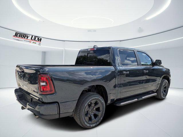 2026 RAM 1500 RAM 1500 EXPRESS CREW CAB 4X4 57 BOX