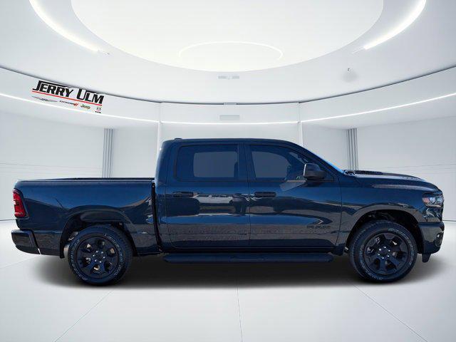2026 RAM Ram 1500 RAM 1500 EXPRESS CREW CAB 4X4 57 BOX