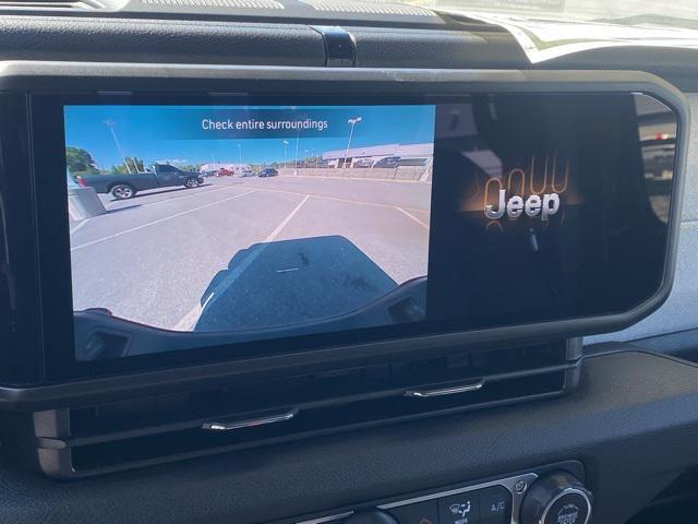 2025 Jeep Gladiator GLADIATOR SPORT S 4X4