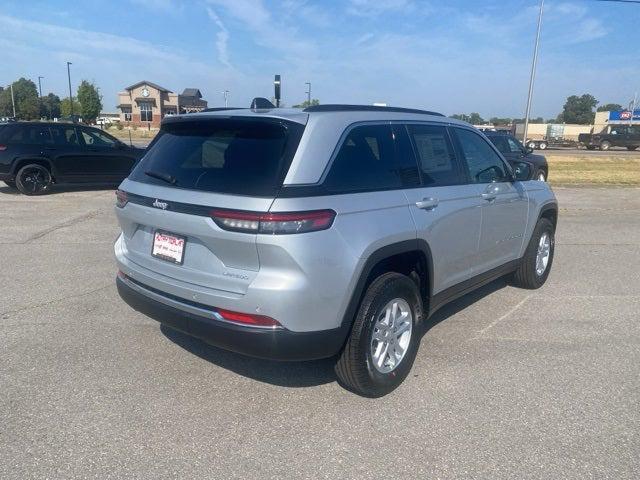 2025 Jeep Grand Cherokee Laredo 4x4
