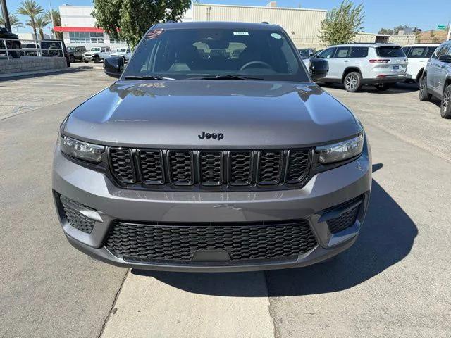 2025 Jeep Grand Cherokee GRAND CHEROKEE ALTITUDE 4X4 2025 Jeep Grand Cherokee GRAND CHEROKEE ALTITUDE 4X4