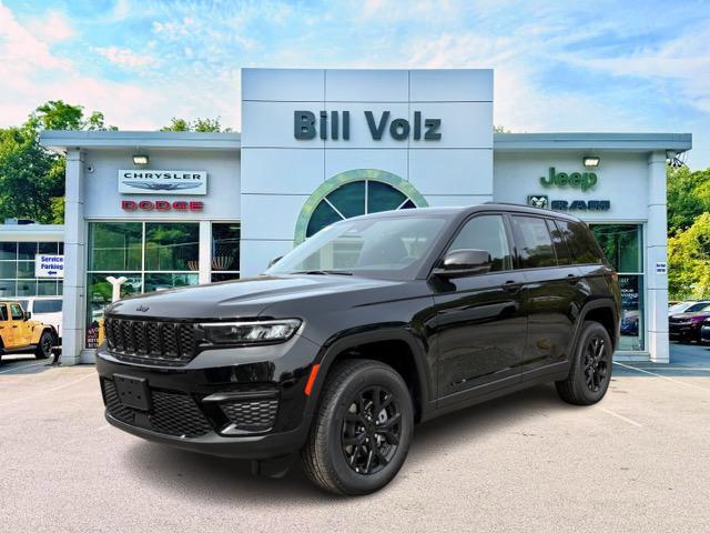 2025 Jeep Grand Cherokee GRAND CHEROKEE ALTITUDE 4X4 2025 Jeep Grand Cherokee GRAND CHEROKEE ALTITUDE 4X4