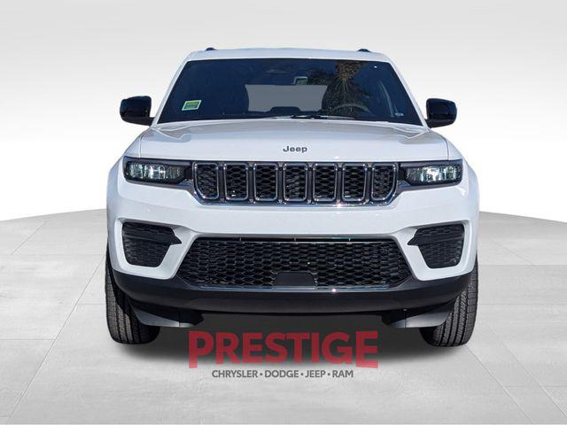 2025 Jeep Grand Cherokee GRAND CHEROKEE LAREDO 4X4