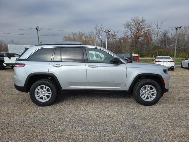 2025 Jeep Grand Cherokee GRAND CHEROKEE LAREDO 4X4 2025 Jeep Grand Cherokee GRAND CHEROKEE LAREDO 4X4