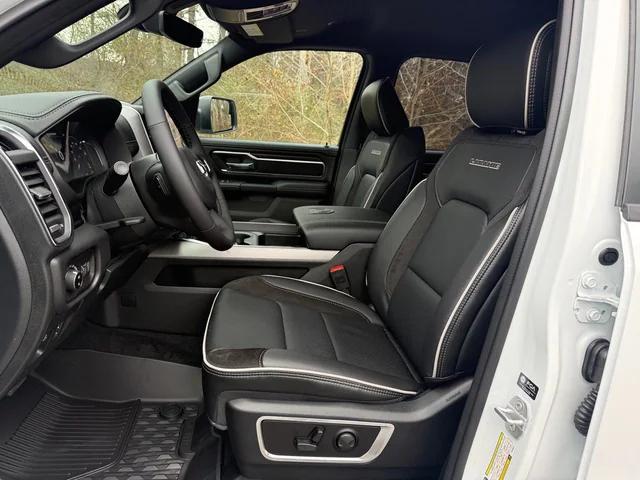 2026 Ram 1500 Laramie Crew Cab 4x4 5'7" Box