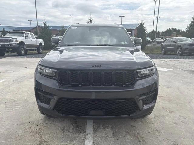 2025 Jeep Grand Cherokee GRAND CHEROKEE ALTITUDE 4X4