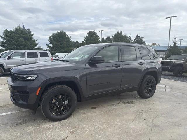 2025 Jeep Grand Cherokee GRAND CHEROKEE ALTITUDE 4X4