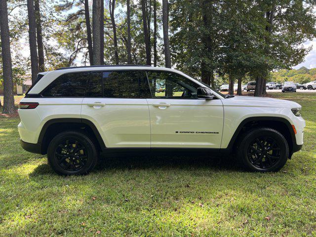 2025 Jeep Grand Cherokee GRAND CHEROKEE ALTITUDE 4X4