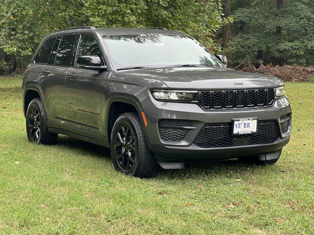 2025 Jeep Grand Cherokee GRAND CHEROKEE ALTITUDE 4X4