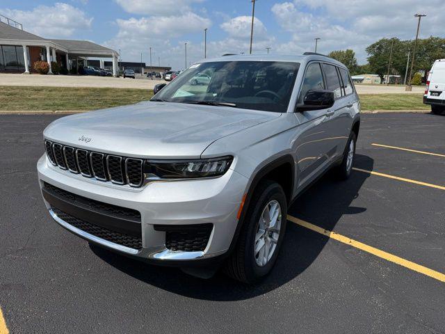 2025 Jeep Grand Cherokee GRAND CHEROKEE L LAREDO 4X4