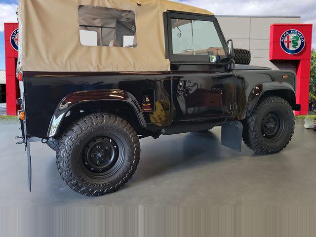 1990 Land Rover Defender 