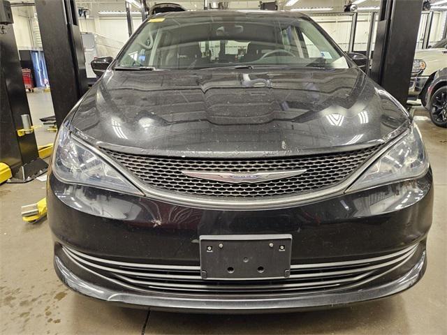 2017 Chrysler Pacifica LX