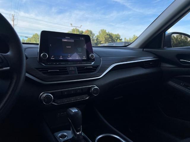2024 Nissan Altima SV FWD