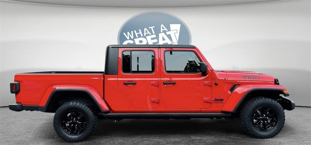 2022 Jeep Gladiator Willys 4x4 2022 Jeep Gladiator Willys 4x4