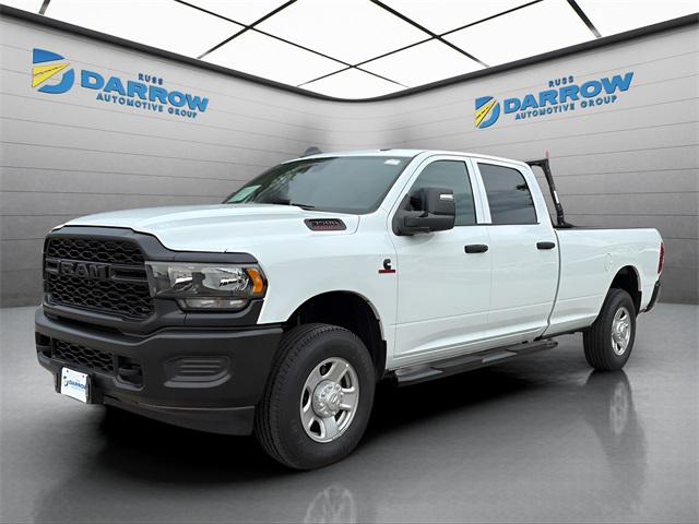 2024 RAM 3500 Tradesman Crew Cab 4x4 8 Box