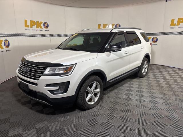 2016 Ford Explorer XLT 2016 Ford Explorer XLT