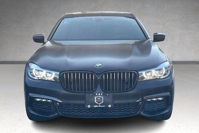 2018 BMW 740i 740i