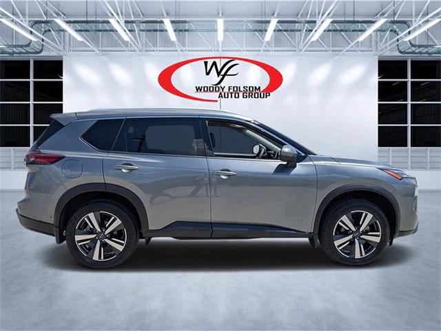2024 Nissan Rogue SL FWD