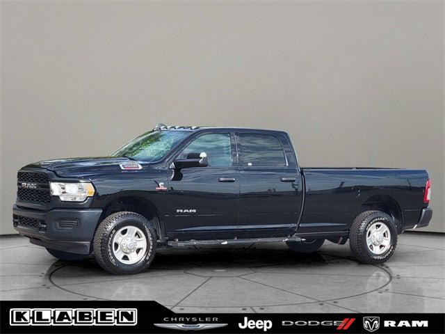 2022 RAM 3500 Tradesman Crew Cab 4x4 8 Box 2022 RAM 3500 Tradesman Crew Cab 4x4 8 Box