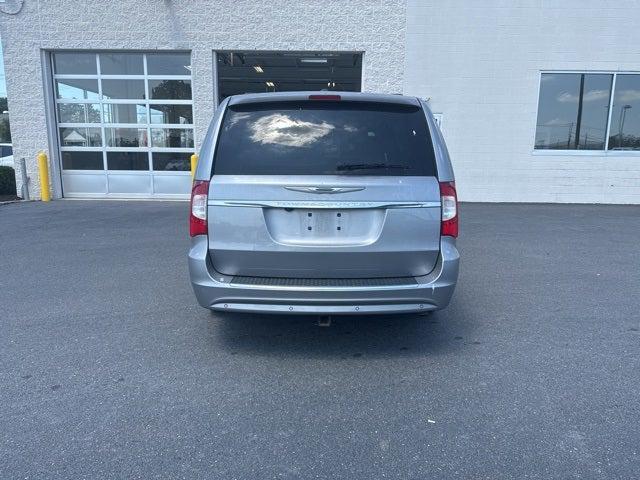 2016 Chrysler Town and Country Touring-L Anniversary Edition