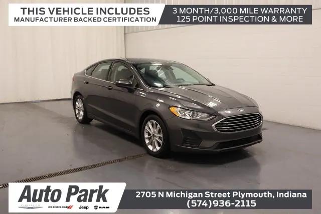 2020 Ford Fusion SE